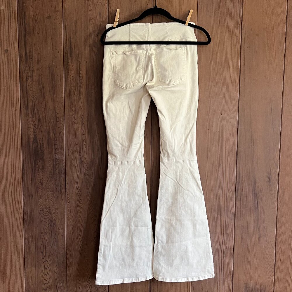 Free People 'We The Free' Penny Pull On Flare Jeans, Size 29, Cream/Ivory